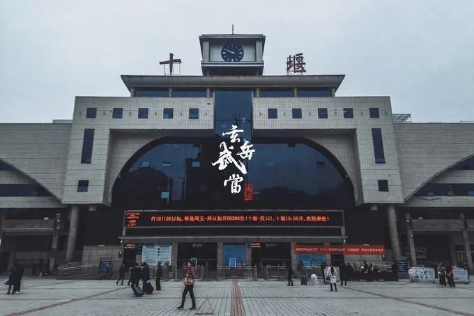 杭州到十堰物流公司|杭州物流到十堰（县/镇-直达-派送）